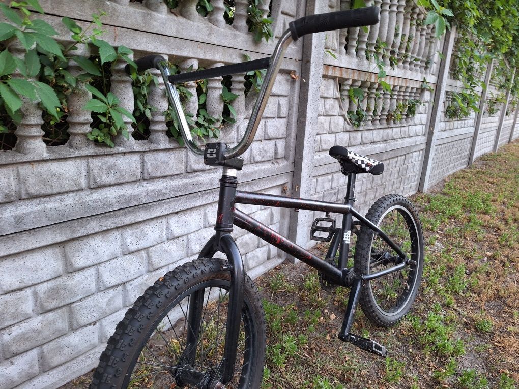 Rower bmx własnoręcznie malowany