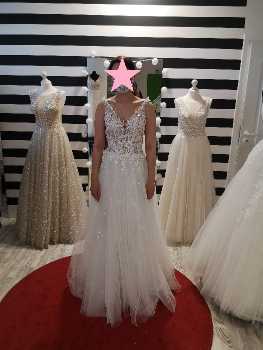 Piękna suknia ślubna na sprzedaż!