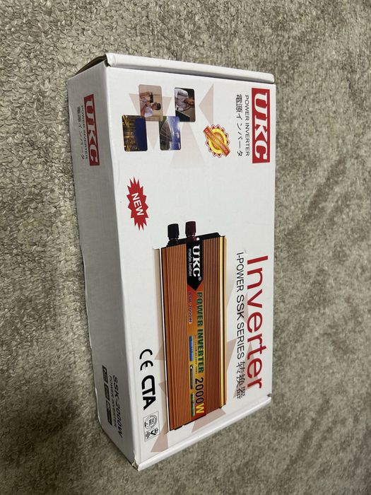 Инвертор UKC SSK-2000W 12v-220v