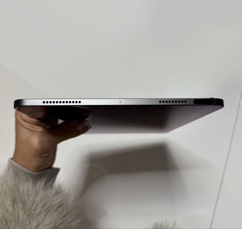 Apple Ipad Air 5Geracao com Fatura e Garantia - Space Gray