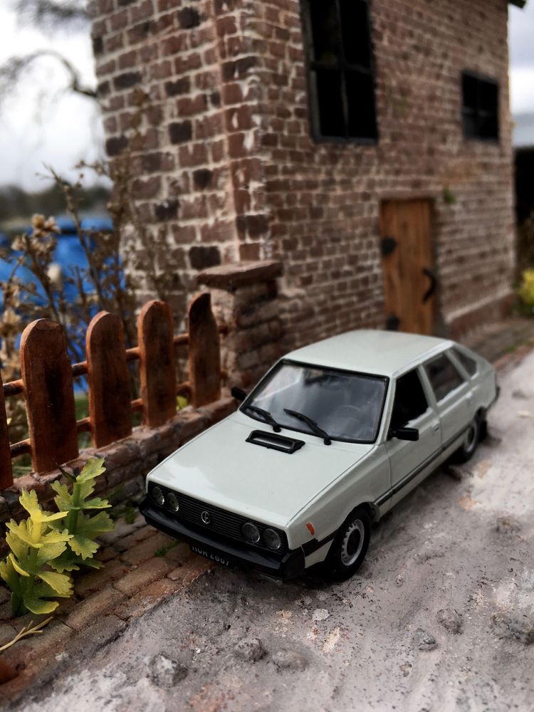 Czasopismo - FSO POLONEZ MR’87-auta PRL,model,autka,kolekcja
