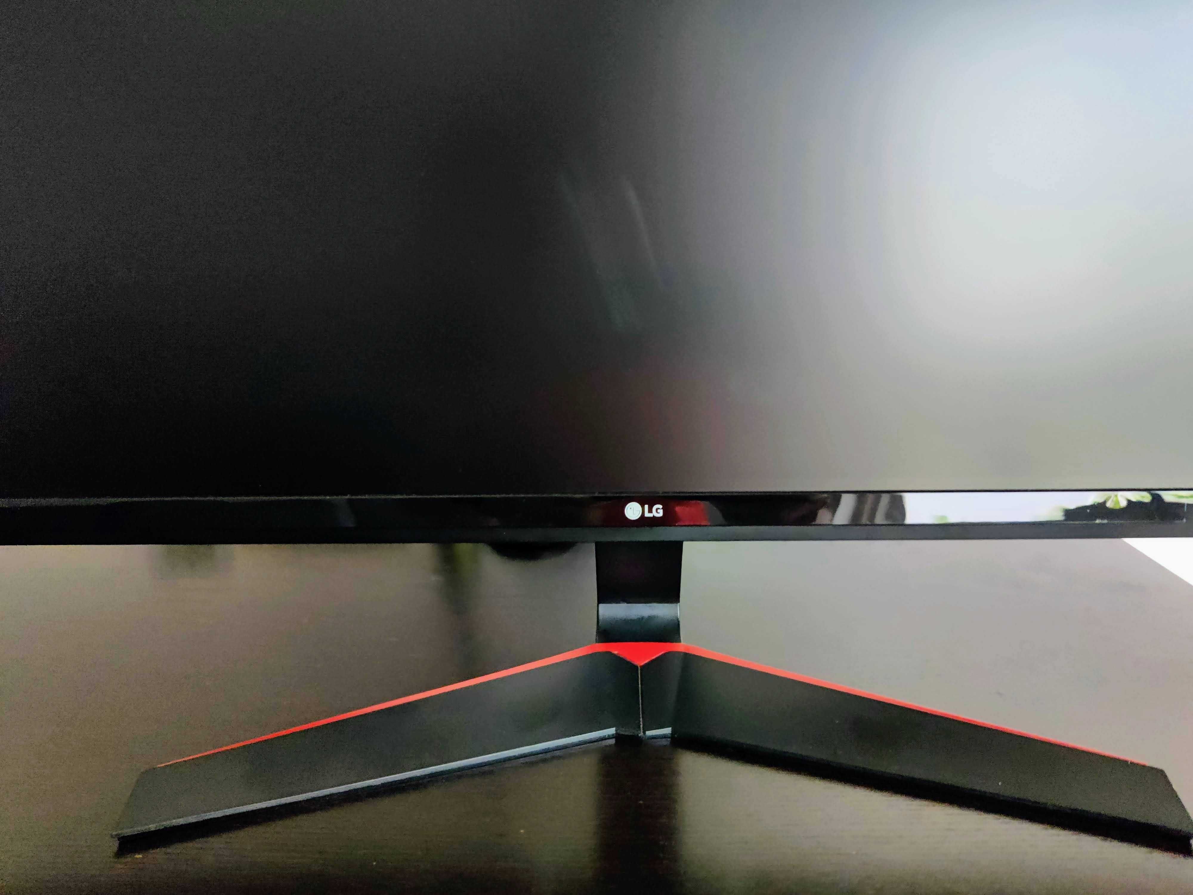 Monitor de Gaming LG 27" LED IPS FullHD