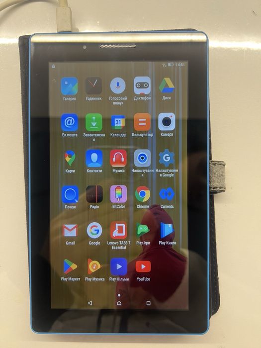 Планшет Lenovo Tab 3 Essential 710F