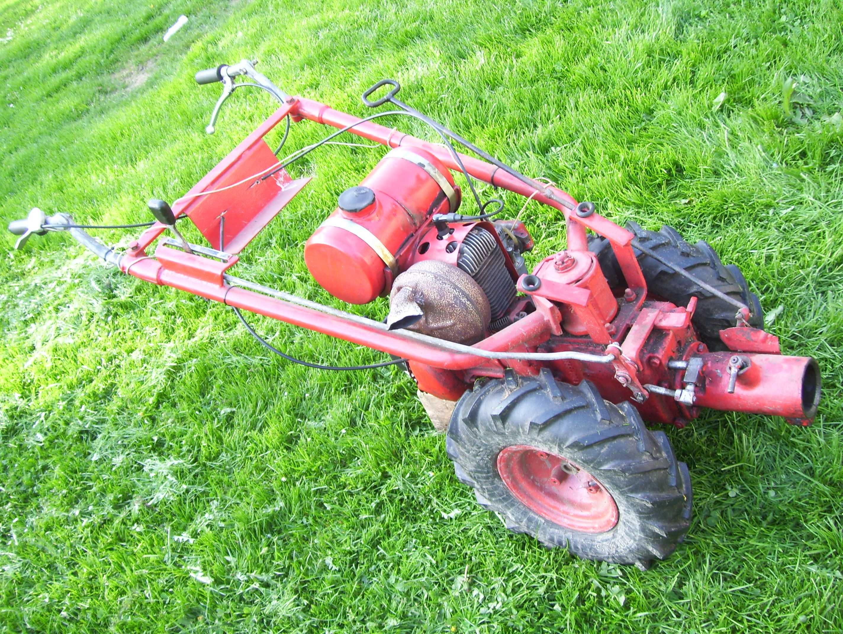 Traktorek Agrozet MF 70