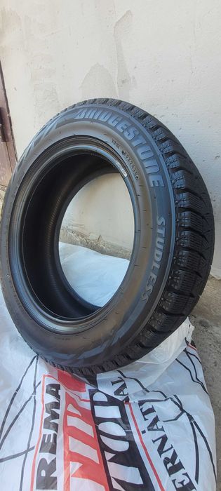 Зимова гума bridgestone blizzak 205/55/16