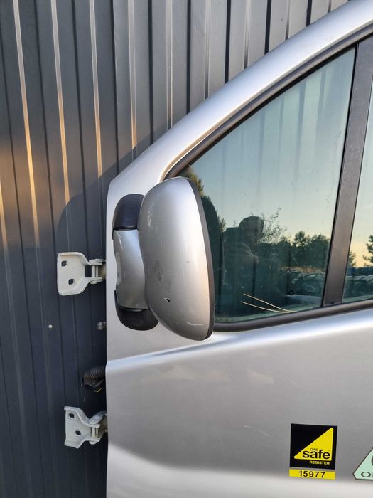 Opel Vivaro Drzwi Lewe Przód Kolor L147