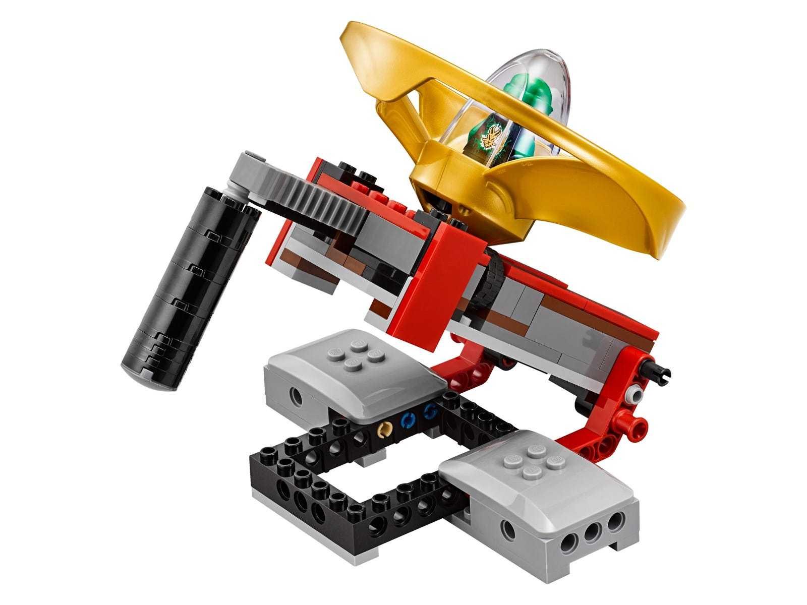 Klocki LEGO Ninjago 70590 - Plac bitewny airjitzu