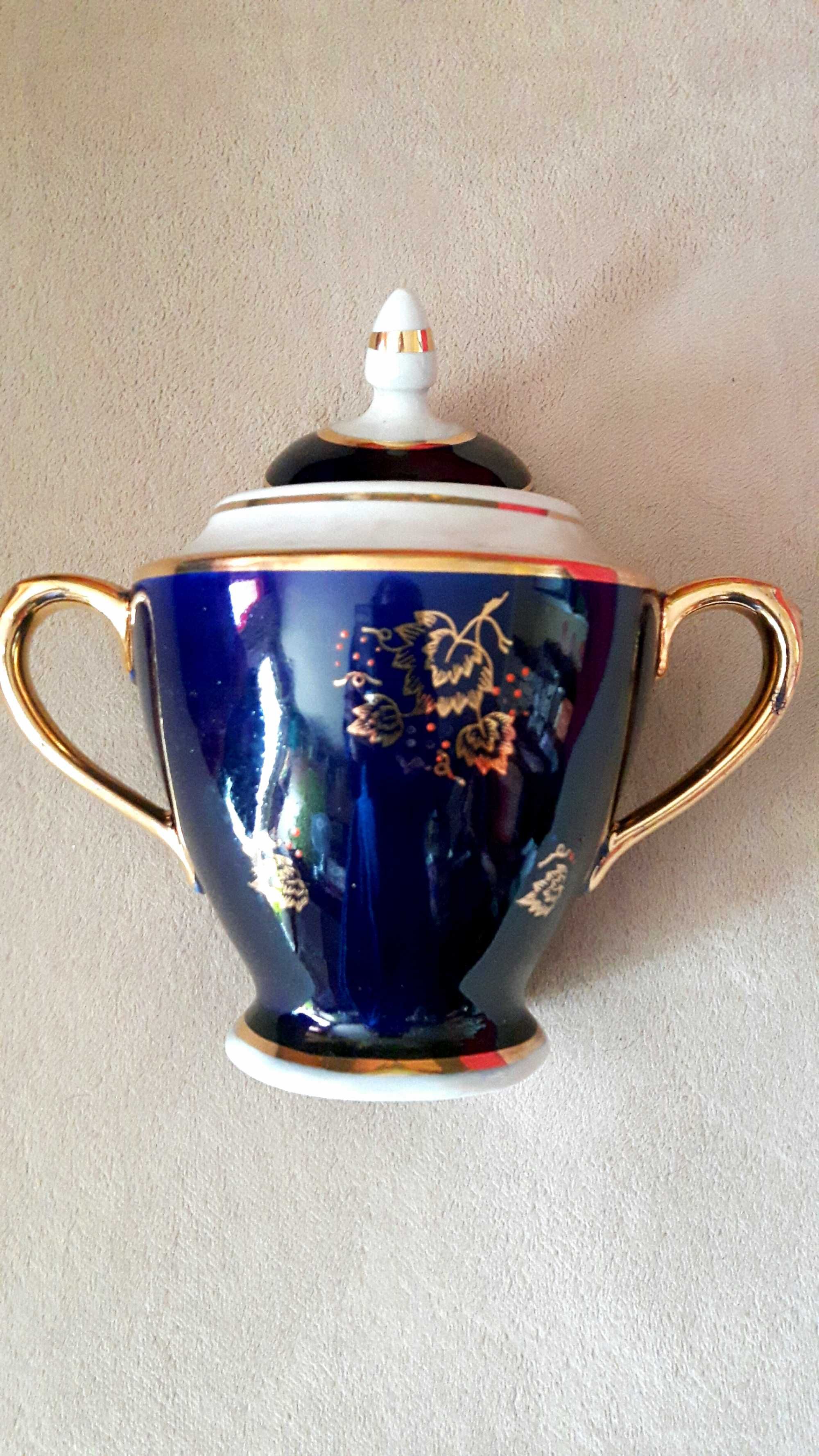 Cukiernica_kobalt_złoto_retro_porcelana_vintage_stylowa_puzderko