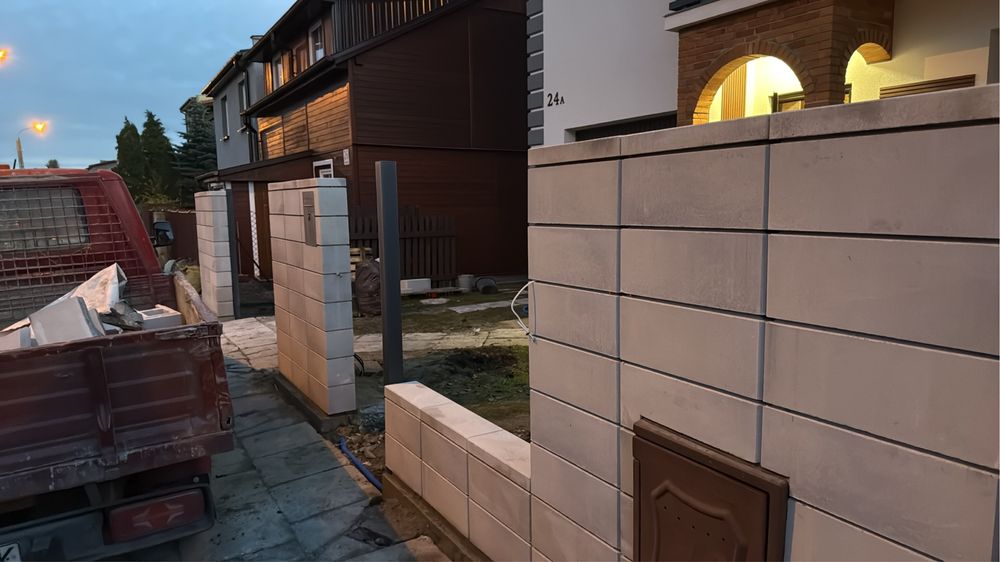 Ogrodzenia murowane i panelowe – kompleksowa usluga!