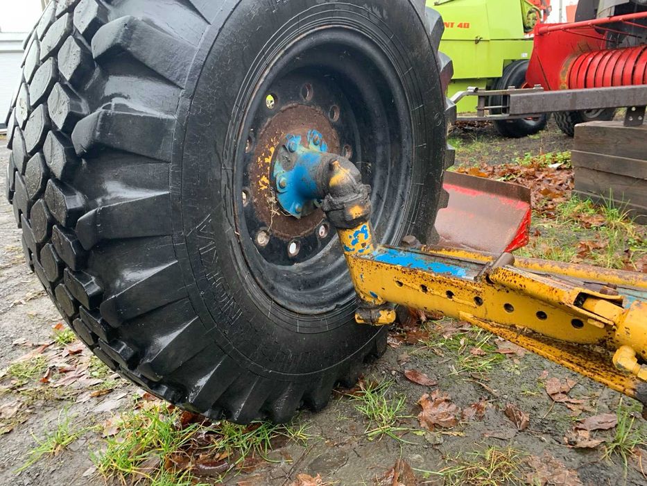 Балка,вісь ,ось з колесами