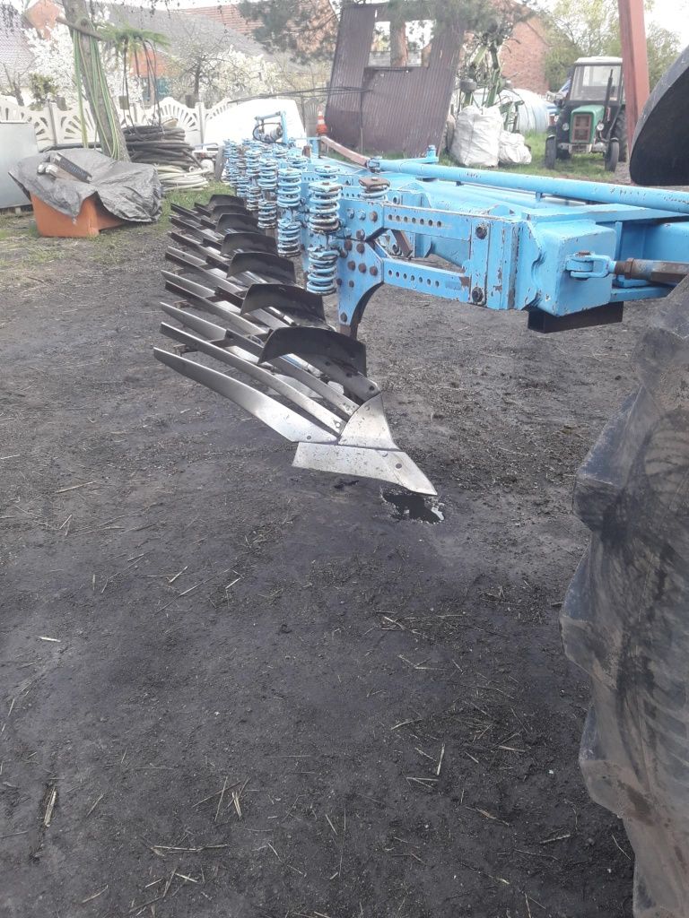 Pług ażurowy LEMKEN 7-skibowy ciągany