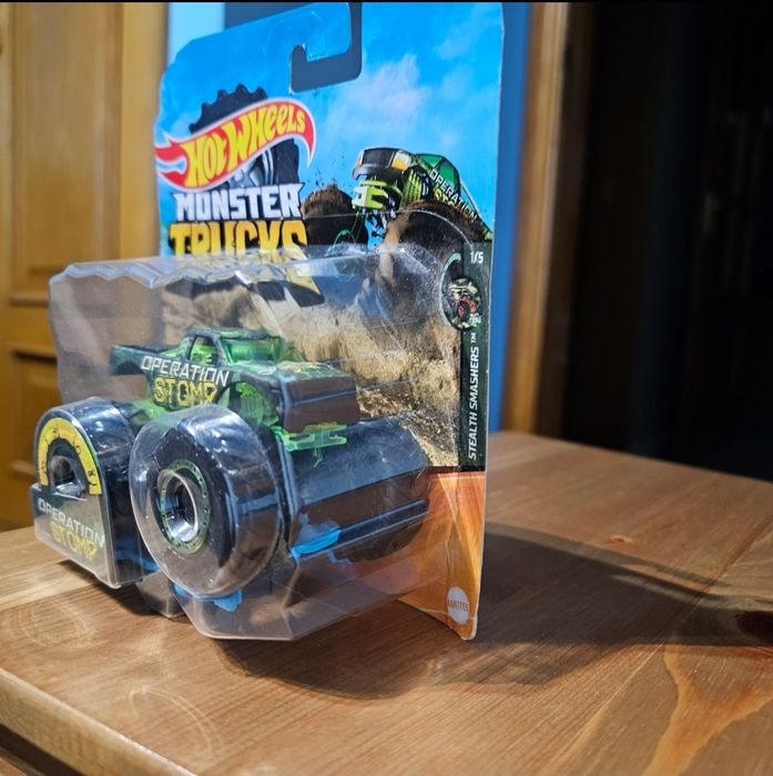 Miniatura HotWheels Monster Truck Operation Stomp
