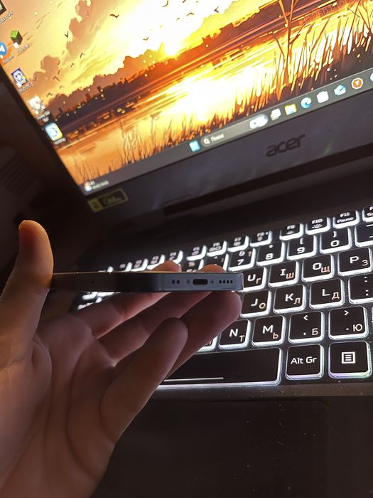 iPhone 13 mini • 128 ГБ • Отличное состояние • Полностью исправен