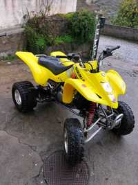 Moto 4 Suzuki LTZ 400