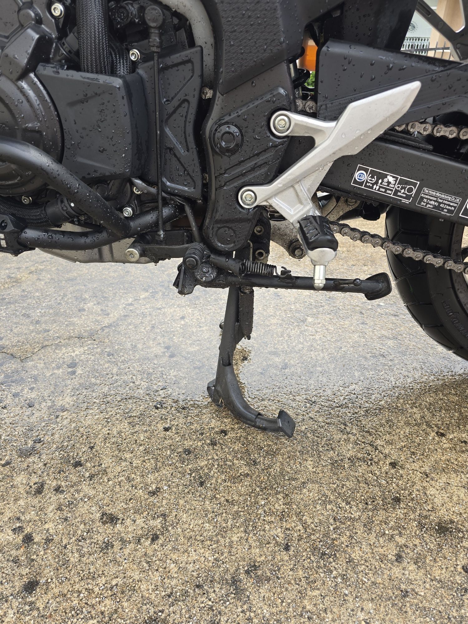 Honda CB500X 2021 mais extras
