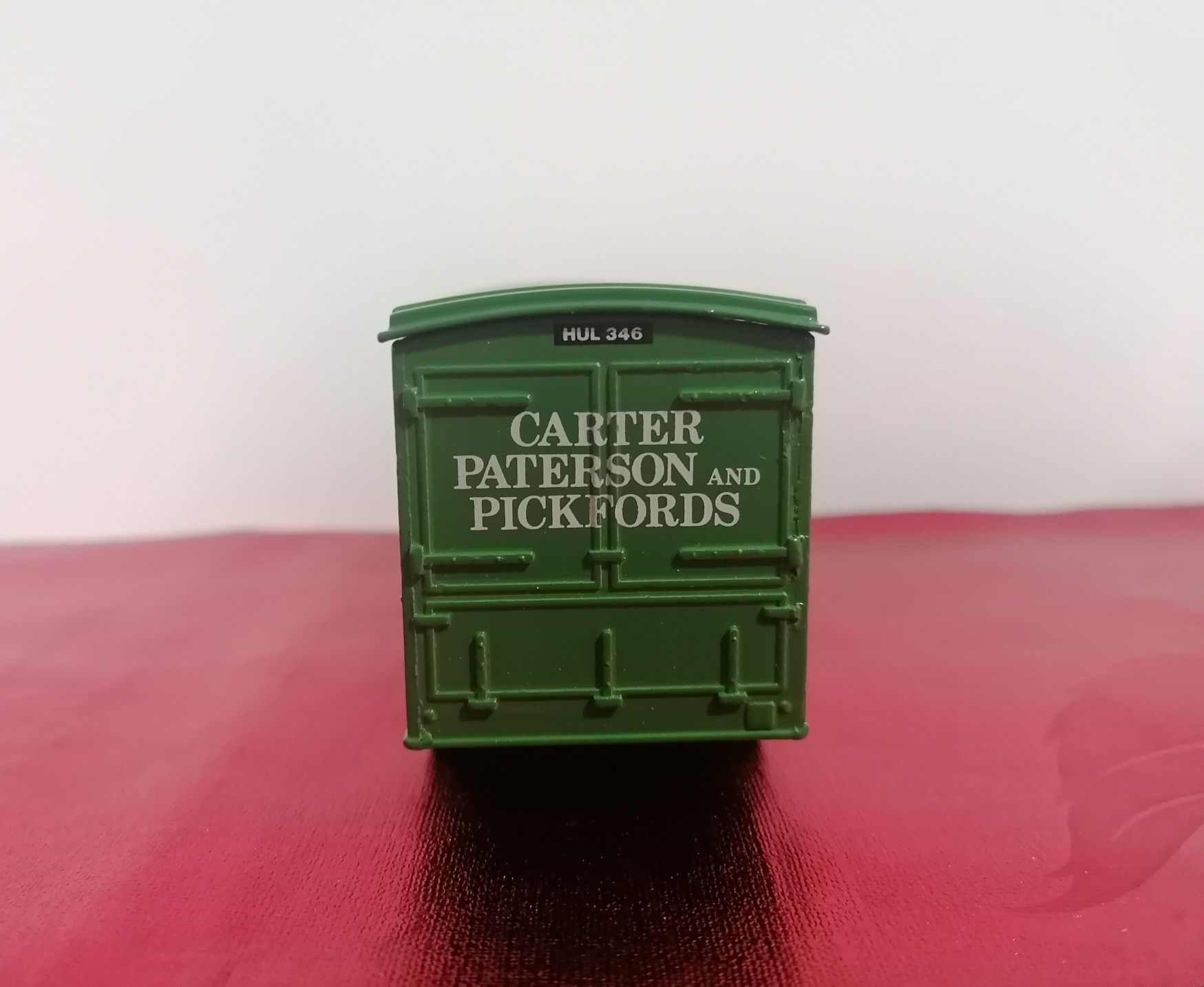 Camioneta miniatura em metal Bedford "0" Series Van da Carter Paterson