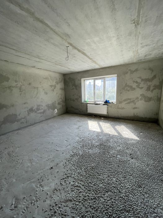 Продаю 3к .кв. новострой в центре Садовая