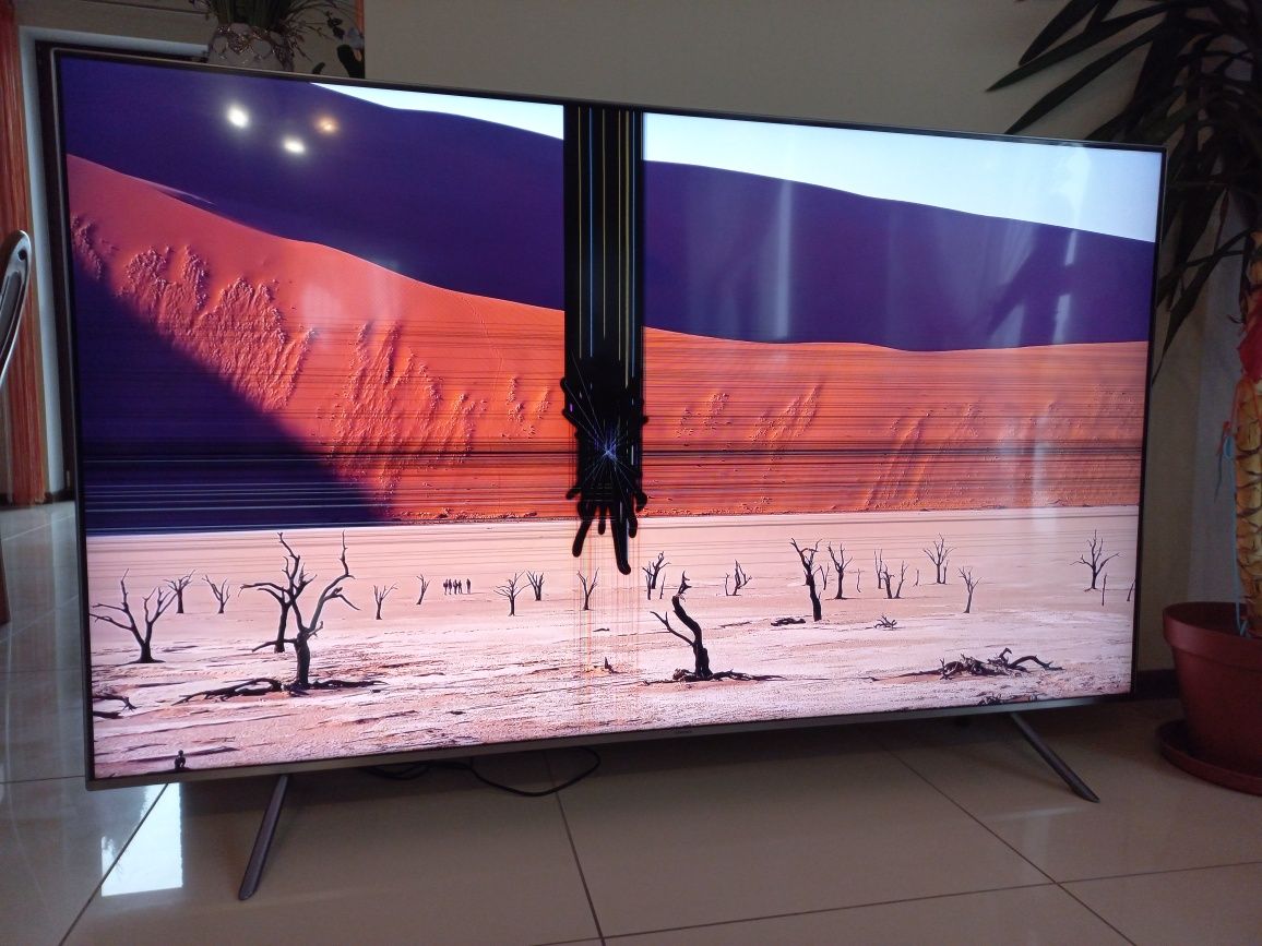 Uszkodzony telewizor Samsung QLED 75cali