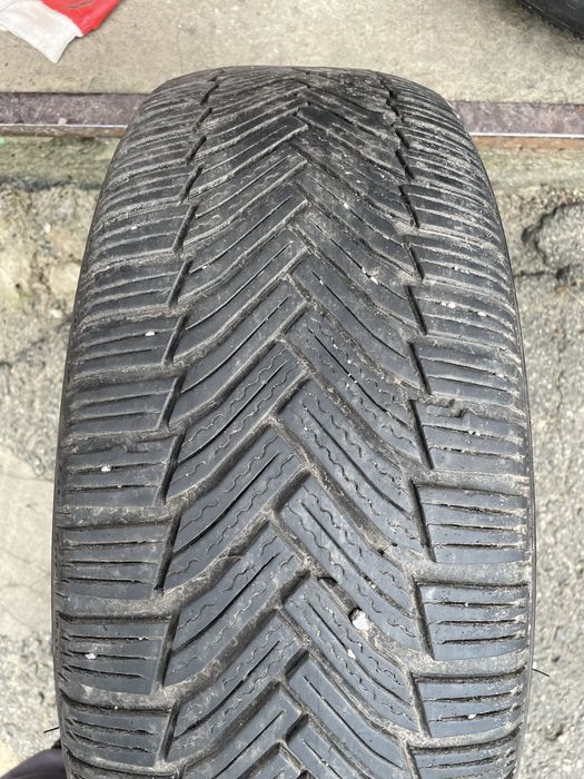 Зимові шини MICHELIN ALPIN 6 215/60/16 . БЕЗ ТОРГУ.