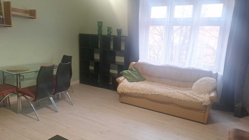 Do wynajęcia 4-pokojowe mieszkanie , 120m2 , ul. Orzeszkowej w Legnicy