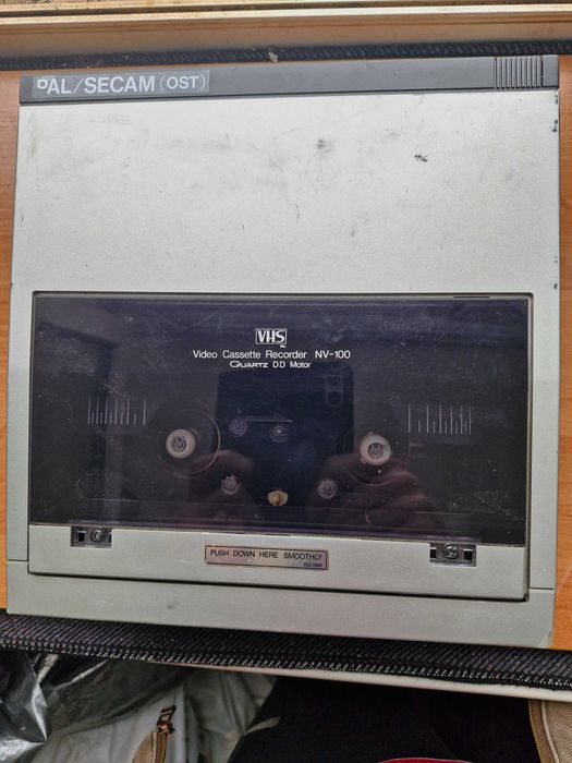 видеомагнитофон Panasonic model nv-100-eg