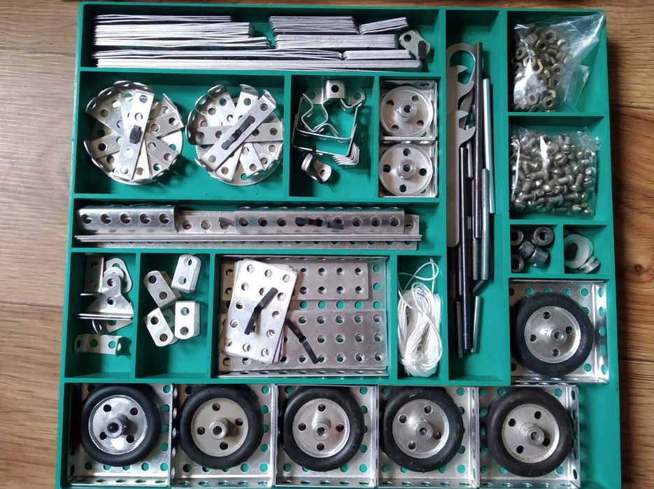 Алюминиевый конструктор большой СССР - Техническая игра