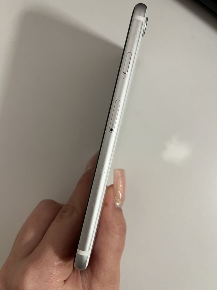Iphone se 2020 64 gb biały