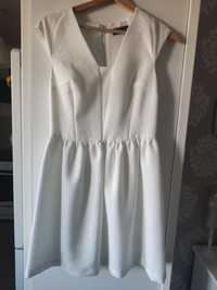 Biała sukienka r. M Dorothy Perkins