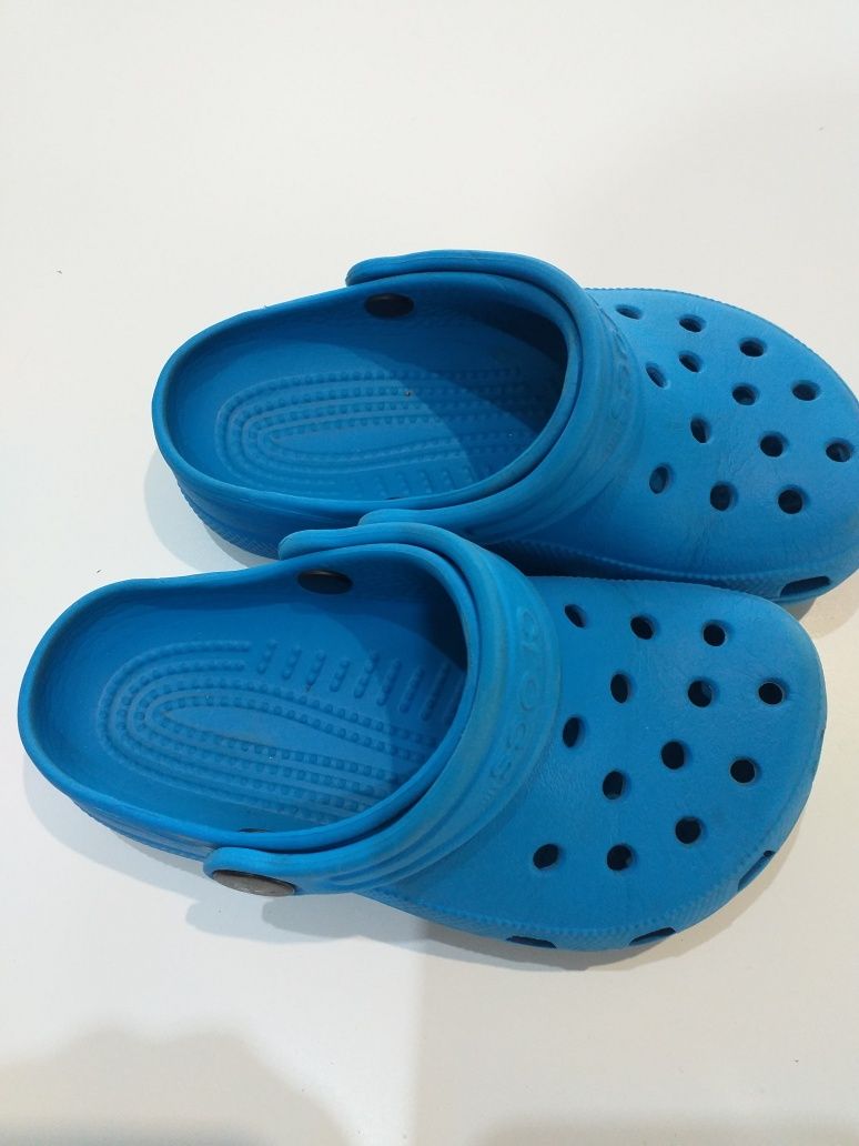 Crocsy c8 c9 niebieskie 24/25