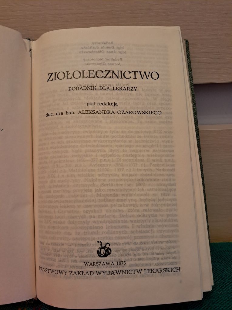 Ziołolecznictwo 1976 pod red. doc dra hab. Aleksandra Ożarowskiego
