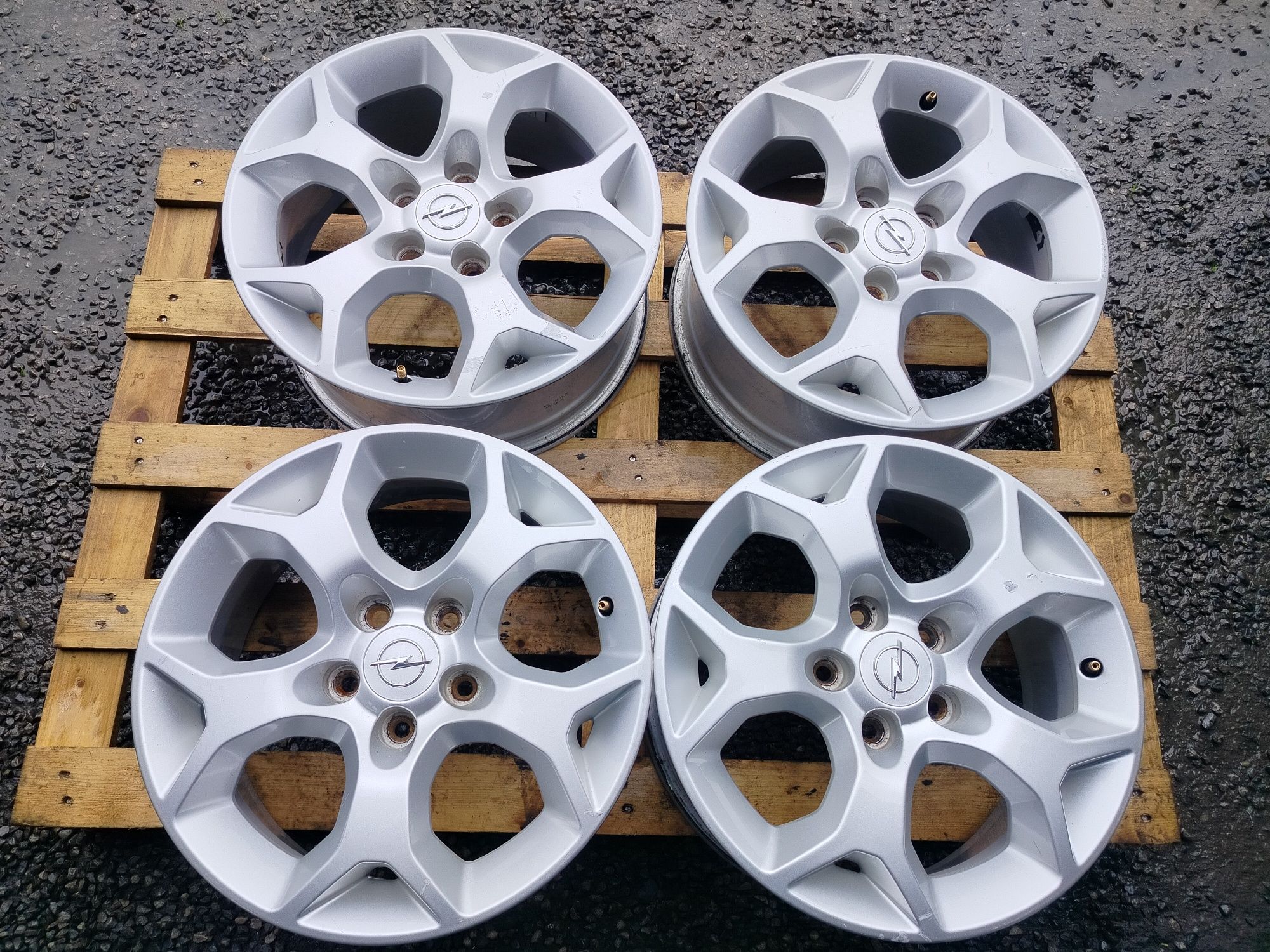 Alufelgi 16 Opel 5x110 Astra Vectra Zafira OPC GTC