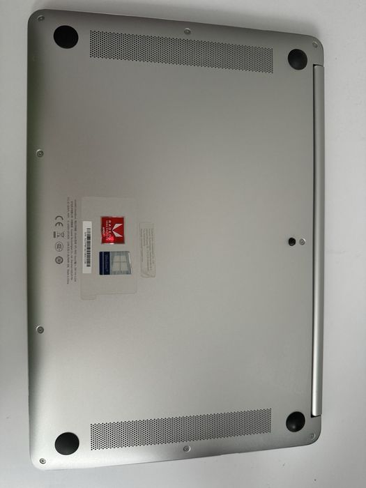Ноутбук HUAWEI стан нового