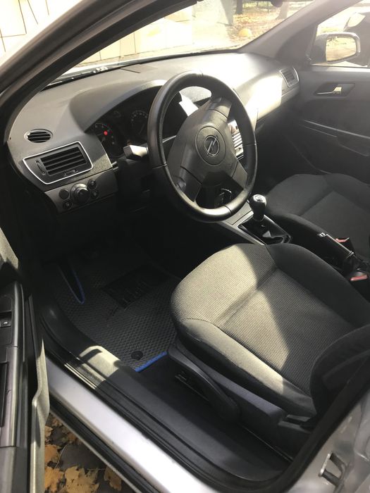 Opel astra h 2006 р