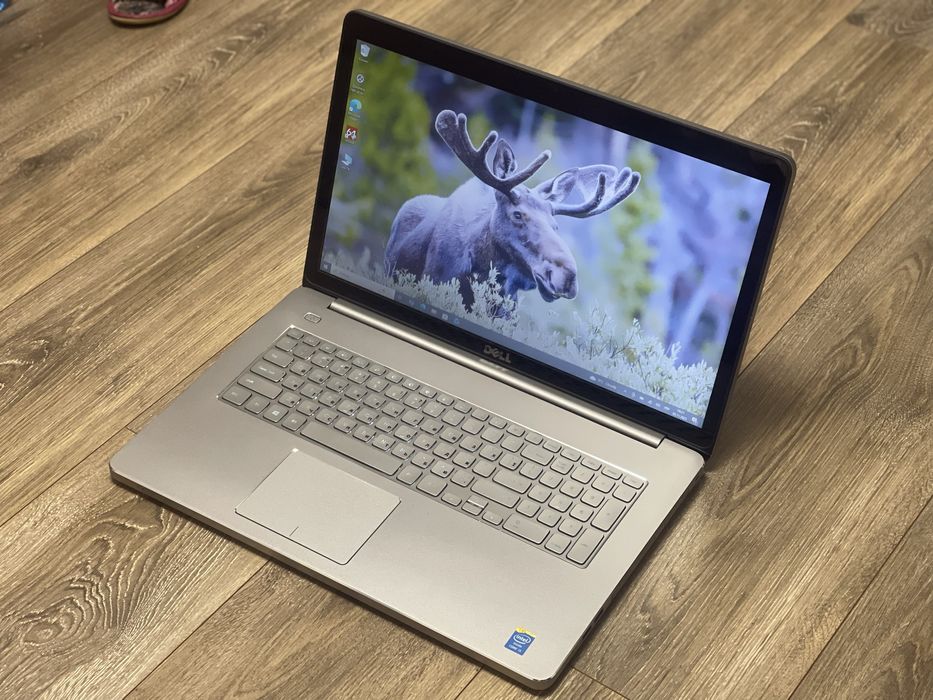 Сенсорний ноутбук Dell Inspiron 7000/i5-4200U/8GB/SSD 256GB/17” HD+