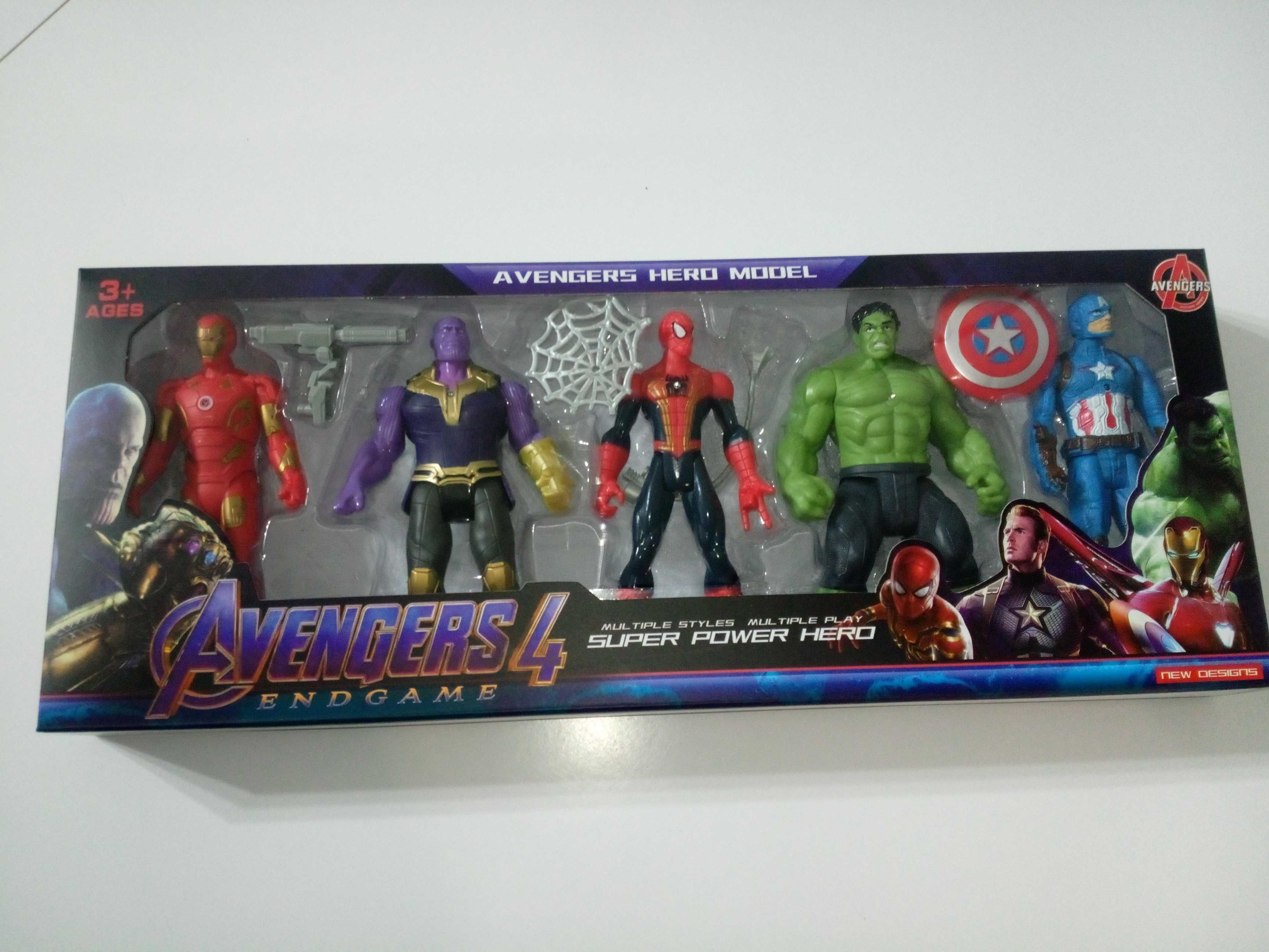 6 FIGUREK AVENGERS Hulk Thanos Spiderman Świeci