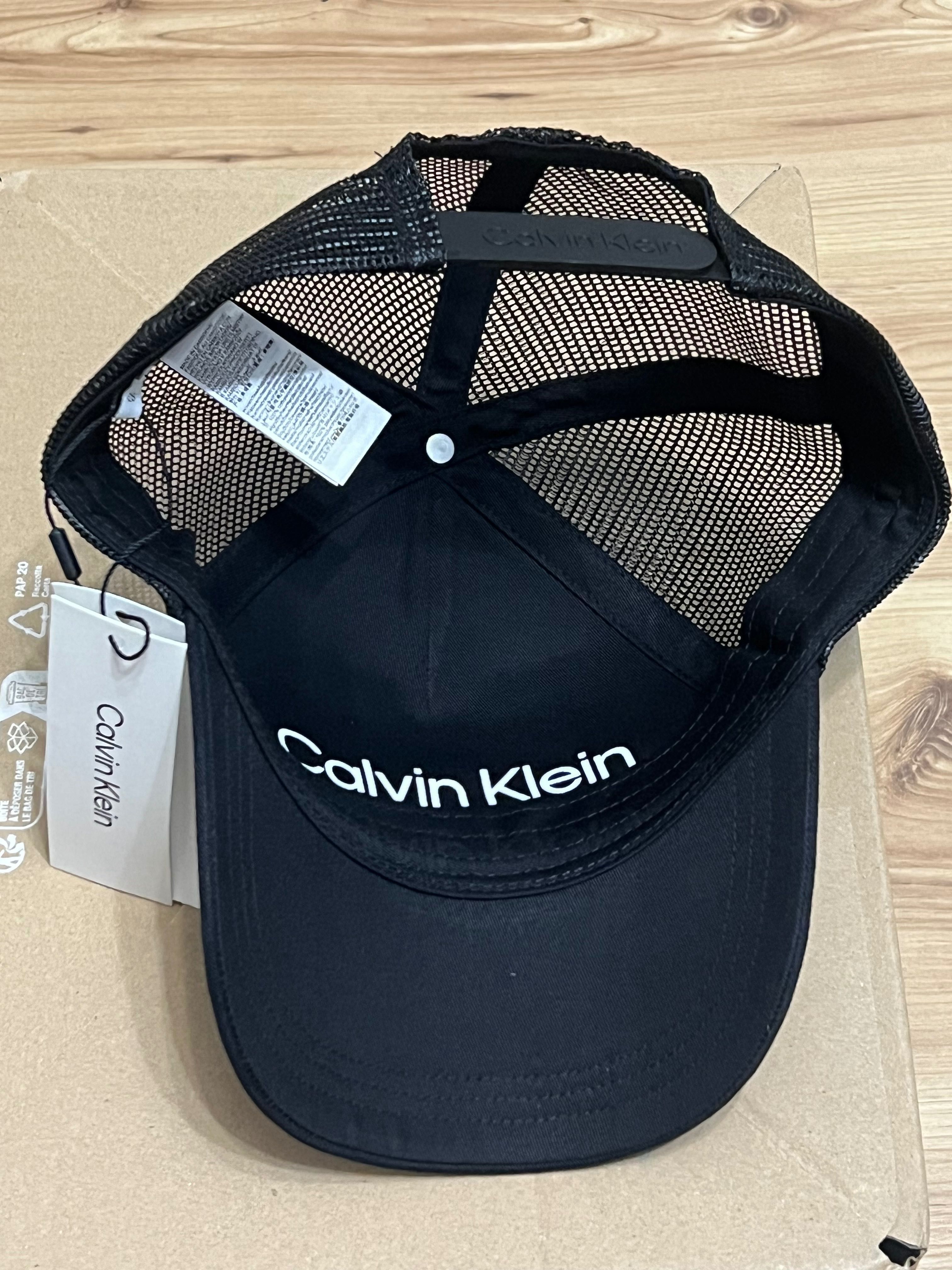 Calvin Klein czapka z daszkiem