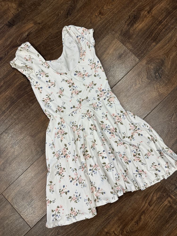 Платье Zara костюм размер с -м