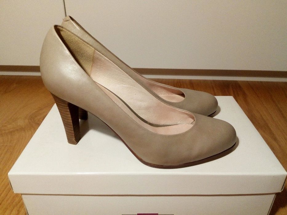 Beżowe buty szpilki czółenka Deichmann 5th Avenue by Halle Berry 37
