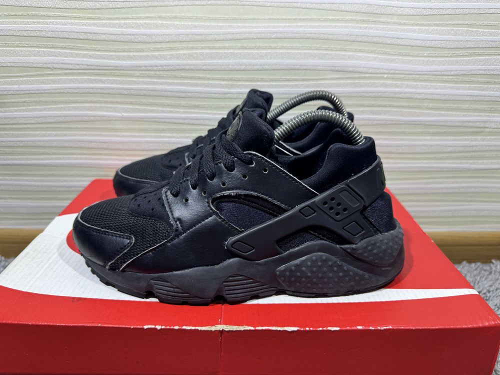 Кроссовки Nike Huarache Розмір 38.5 Original Взуття