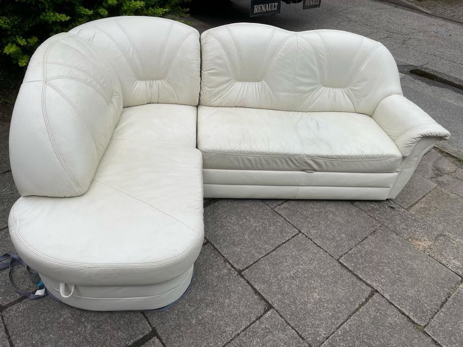 Шкіряні кутові розкладні дивани, шкіряні набори диванів, крісла