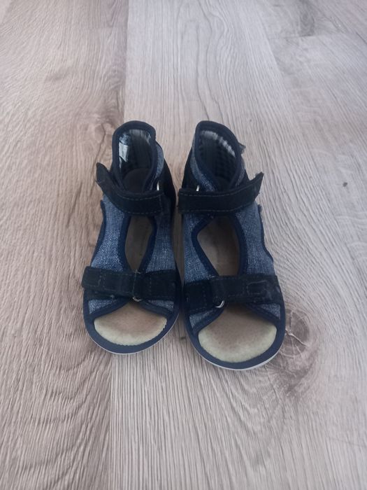 Sandały rozmiar 26