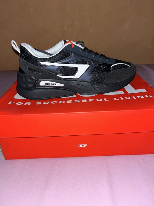 Wyprzedaż sneakersy męskie Diesel.