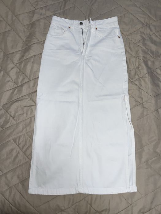 Джинсова спідниця Sinsay. Розмір 32.