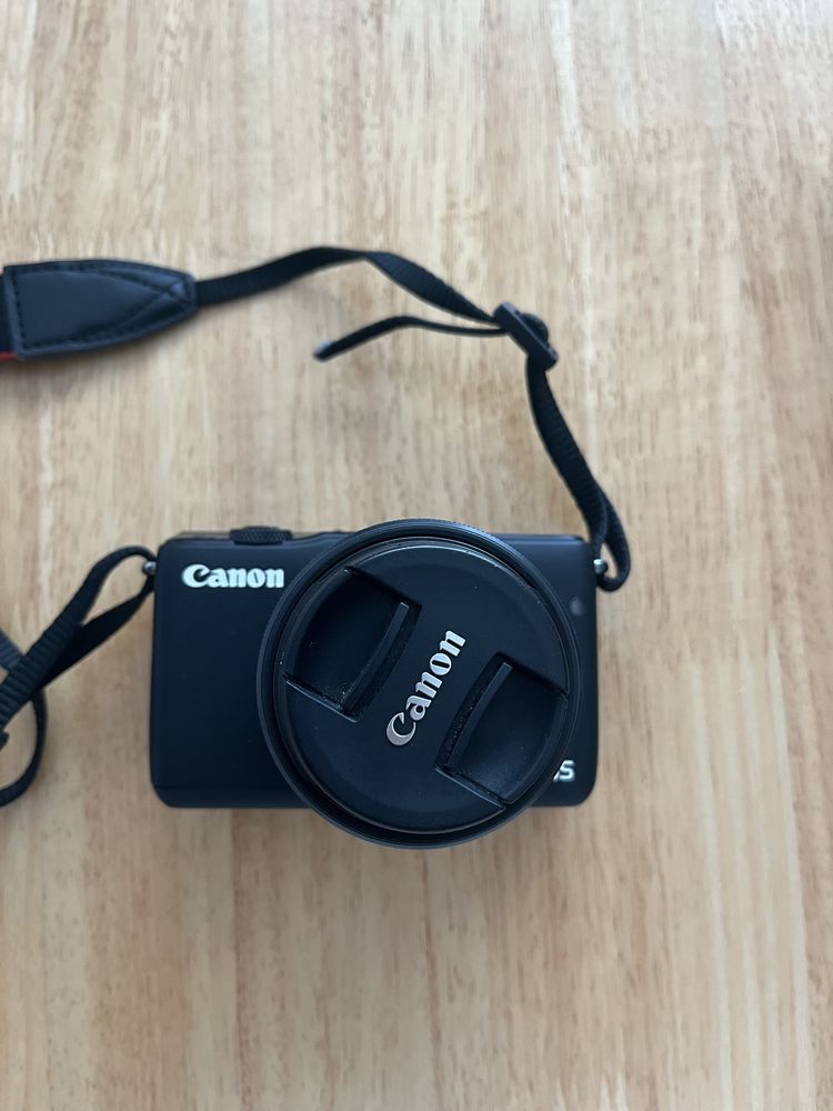 Canon EOS M10 + lente 15-45 mm