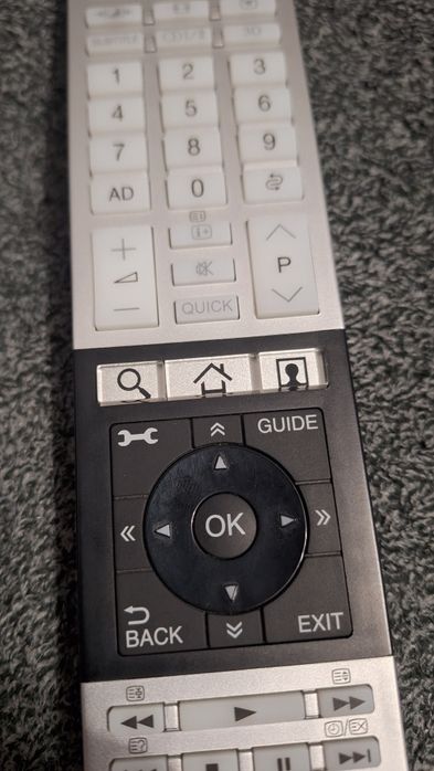 Pilot TV  TOSHIBA CT-90430 Bardzo ładny stan! 100% sprawny!