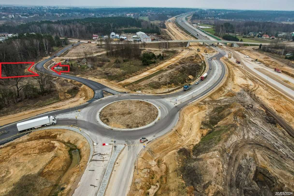 Działka przy samym zjeździe z węzła A2 Siedlce-Południe