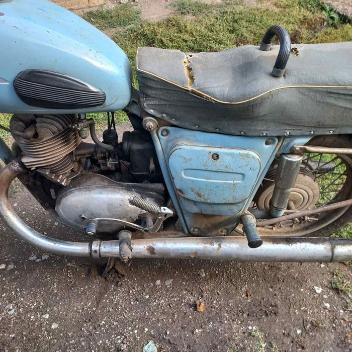 Продам мотоцикл Иж планета 2