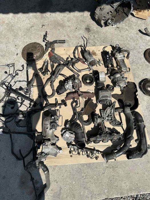 Навісне двигуна 2.0 tdi CFH CFHF Volkswagen Passat B6,7 Touran Skoda