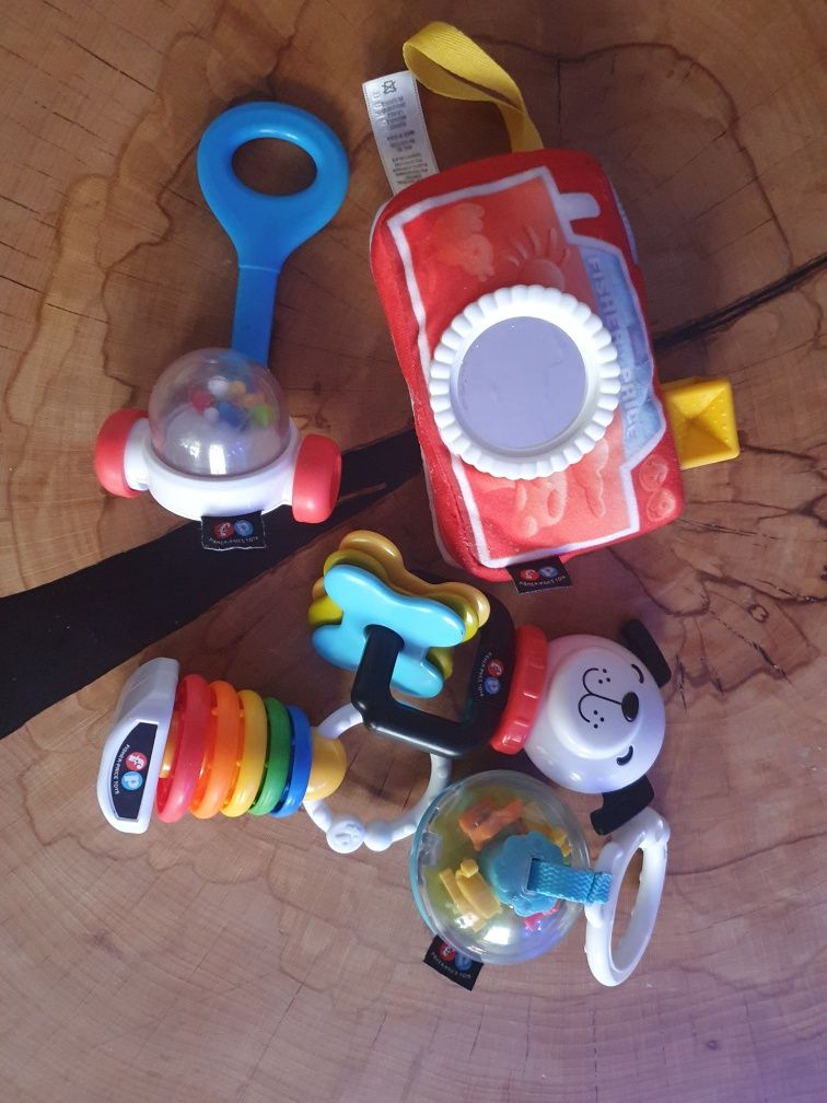 Zabawki, zestaw Fisher Price +3mce