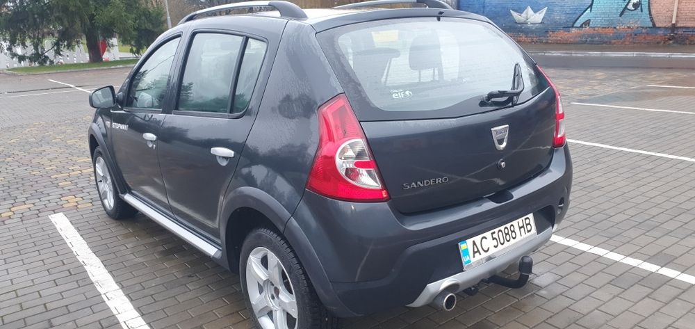 Продам Dacia Sandero Stepwey